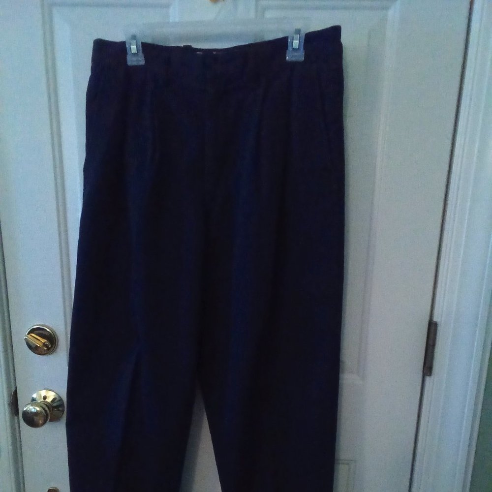 Men's Pant 🌬FALL INTO SAVINGS🌧reg $6